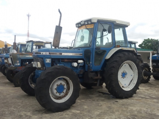 ขายรถแทรกเตอร์นำเข้า FORD 7810