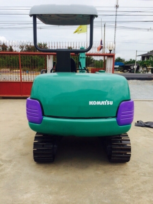 รถขุด Komatsu PC25 มือสอง นำเข้าจากญี่ปุ่น ทำสีใหม่ พร้อมใช้งาน