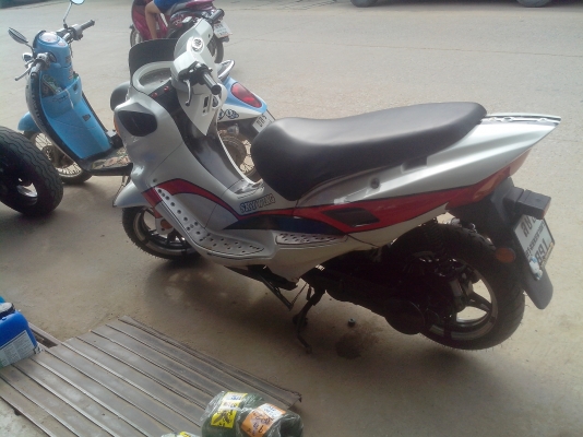 ขายสกูตเตอร์สวยๆ ราคาถูก 13000 ทะเบียนพร้อมโอน ขายสกูตเตอร์สวยๆ ราคาถูก 13000 ทะเบียนพร้อมโอน