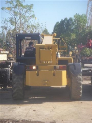 ขายด่วน!! TELESCOPIC FORKLIFT  ยี่ห้อ  CATERPILLAR  สินด้าคุณภาพ สภาพเยี่ยม คงทน  แบรนด์การันตี