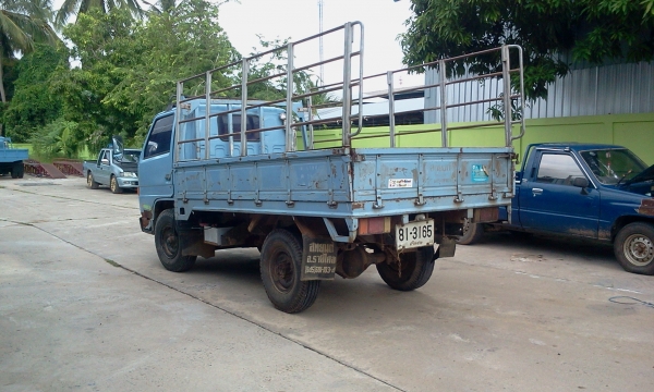 ขายรถ4ล้อกลาง isuzu