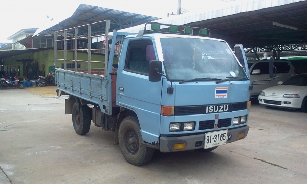 ขายรถ4ล้อกลาง isuzu