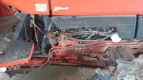 ขายรถไถ คูโบต้า L4508 พร้อมอุปกรณ์ 3 ชิ้น ผานดันและโรตารี่ 1.8 ตราช้าง พร้อมผานพรวนชั่วโมงการทำงาน 1600 ชั่วโมง ขายรถไถ คูโบต้า L4508 พร้อมอุปกรณ์ 3 ชิ้น ผานดันและโรตารี่ 1.8 ตราช้าง พร้อมผานพรวนชั่วโมงการทำงาน 1600 ชั่วโมง