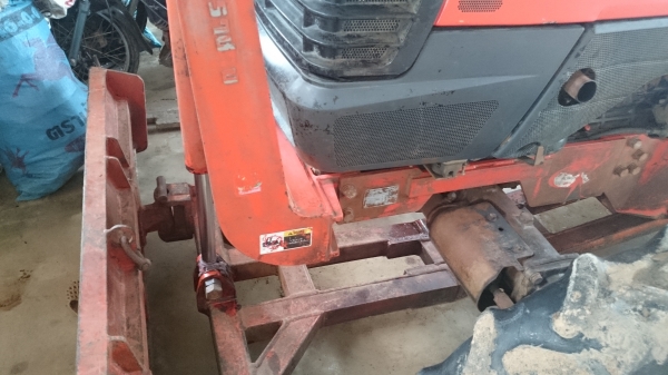 ขายรถไถ คูโบต้า L4508 พร้อมอุปกรณ์ 3 ชิ้น ผานดันและโรตารี่ 1.8 ตราช้าง พร้อมผานพรวนชั่วโมงการทำงาน 1600 ชั่วโมง ขายรถไถ คูโบต้า L4508 พร้อมอุปกรณ์ 3 ชิ้น ผานดันและโรตารี่ 1.8 ตราช้าง พร้อมผานพรวนชั่วโมงการทำงาน 1600 ชั่วโมง