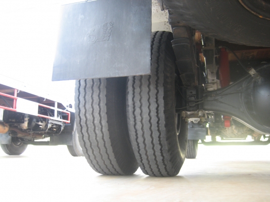 อีชูชุ NMR 130 แรง    ราคา  880,000  บาท  รถปี 53