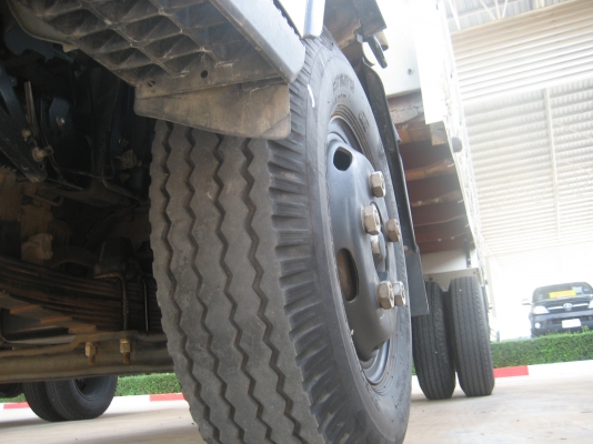 อีชูชุ NMR 130 แรง    ราคา  880,000  บาท  รถปี 53