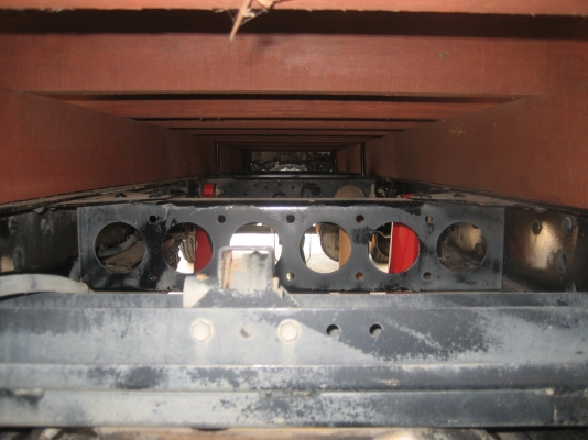 อีชูชุ NMR 130 แรง    ราคา  880,000  บาท  รถปี 53