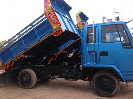 Isuzu Rocky 195 หัวท็อป