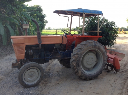 ขายรถไถคูโบต้า28แรงพร้อมโรตารี่ตัวปั่นสภาพสมบูรณ์