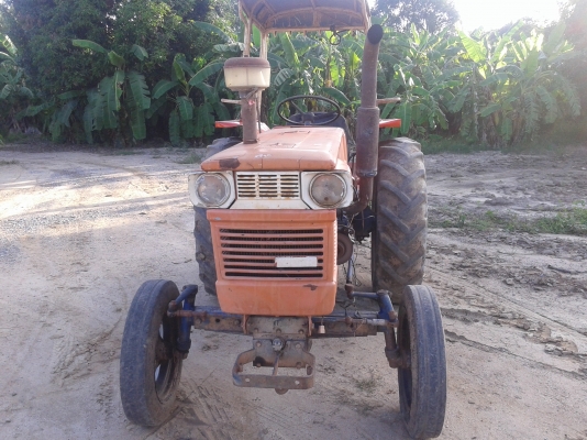 ขายรถไถคูโบต้า28แรงพร้อมโรตารี่ตัวปั่นสภาพสมบูรณ์