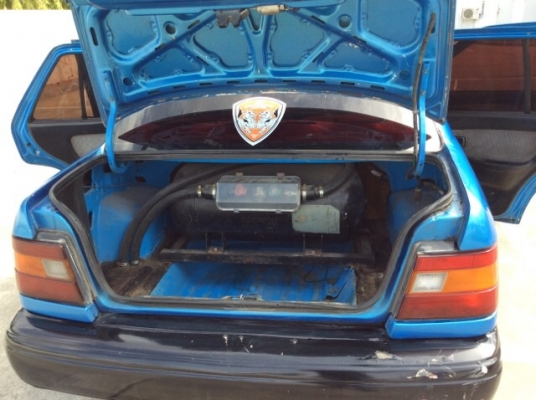 ขายรถฮุนได เอ็กเซลย์ ปี 95 เครื่องเดิม 1.3  เกียร์ธรรมดา ติดแก๊ส LPG  เบาะคู่หน้าขาดครับ กระจกไฟฟ้าคู่หน้า แอร์เย็น สีเงามีริ้วรอยบ้าง แม็กขอบ 15  เครื่องวิ่งดี เกียร์ดี ช่วงล่างดี รถขับทางใกล้ไกลสบายๆ ขายถูกครับ