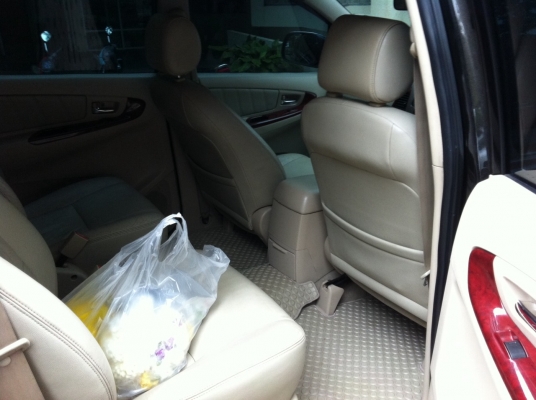 ขายรถครอบครัวโต้โยต้า อีโนว้า ปี05 ออโต้ ดีเซล พร้อมทะเบียนสวย