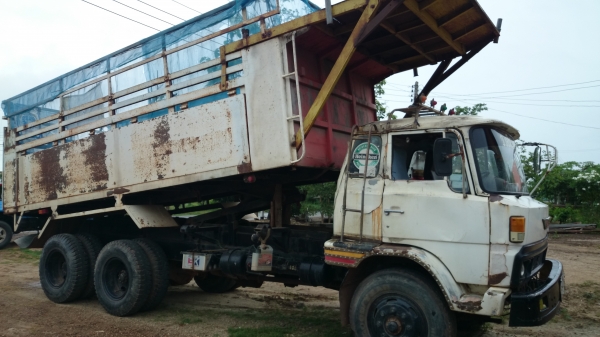 ขายรถ 10 ล้อ KT925 1เพลา ดั้ม สภาพสวยพร้อมใช้ ขายรถ 10 ล้อ KT925 1เพลา ดั้ม สภาพสวยพร้อมใช้