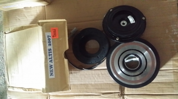 ขายชุด หน้าครัช คอมแอร์ คอยแม่เหล็ก มูเล่ ครบชุด  หลายรุ่นคับ (ใหม่นำเข้าคับ)