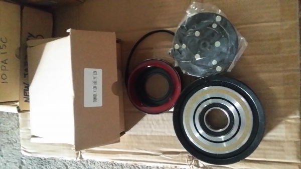 ขายชุด หน้าครัช คอมแอร์ คอยแม่เหล็ก มูเล่ ครบชุด  หลายรุ่นคับ (ใหม่นำเข้าคับ)