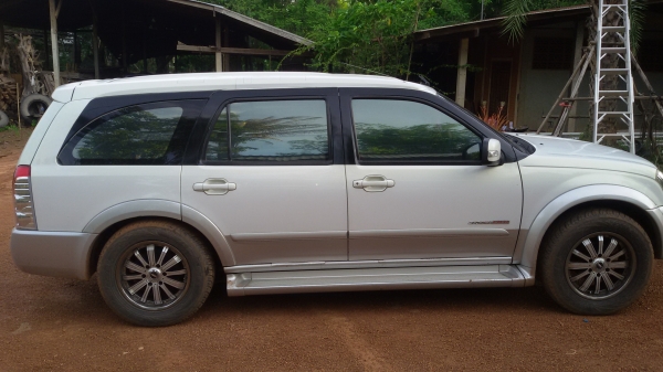 รถอิซูซุมิวเซเว่นขายด่วน