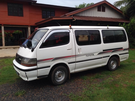 ขาย รถตู้ toyota ปี 93 เครื่อง 2500 . ขาย รถตู้ toyota ปี 93 เครื่อง 2500 .
