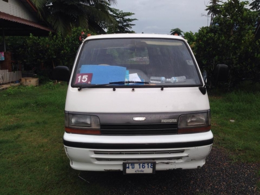 ขาย รถตู้ toyota ปี 93 เครื่อง 2500 . ขาย รถตู้ toyota ปี 93 เครื่อง 2500 .