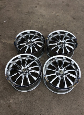 ขายล้อVALENZA ขอบ20 โครเมี่ยม  6รู139 กว้าง9 ออฟ20 ทั้ง4วง สวยๆ ถูกๆ 13500.- ครับ