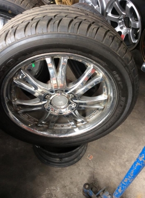 ขายล้อLENSO โครเมี่ยม ขอบ20 6รู139 พร้อมยาง265-50-20 ปี12  ดอก90\% ถูกๆทั้งชุด 15500.-