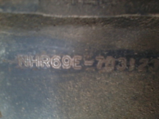 ขาย6ล้อเล็ก สภาพพร้อมใช้งานแอร์เย็น พวงมะลัยเพเวอร์ เครื่องดี คลัสซี่สวย ยางดี6เส้น