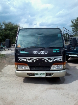 ขาย6ล้อเล็ก สภาพพร้อมใช้งานแอร์เย็น พวงมะลัยเพเวอร์ เครื่องดี คลัสซี่สวย ยางดี6เส้น