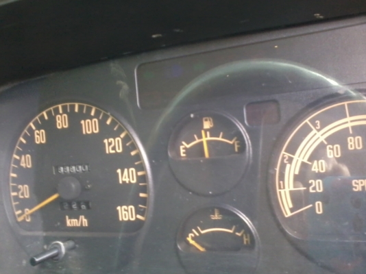 ขาย6ล้อเล็ก สภาพพร้อมใช้งานแอร์เย็น พวงมะลัยเพเวอร์ เครื่องดี คลัสซี่สวย ยางดี6เส้น