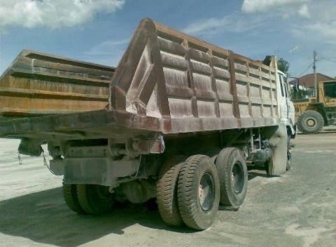 ขายรถบรรทุกสิบล้อดัมพ์ NISSAN CW430 เครื่อง PE6-230 แรง 2 เพลา ทะเบียนพร้อม