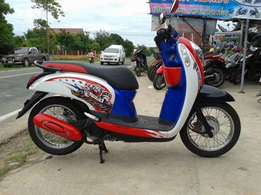 สกู๊ปปี้ไอ สวยเดิมเหมือนได้ซื้อใหม่  32500 บาท