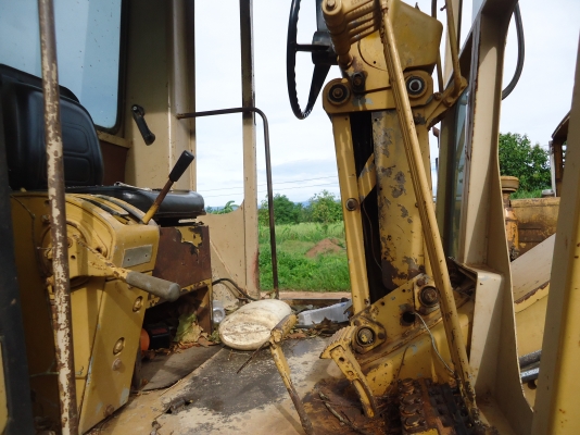 ขายด่วนรถเกรดCAT140G72V760หัวฉีดแฮมเมอร์มีเล่มทะเบียน