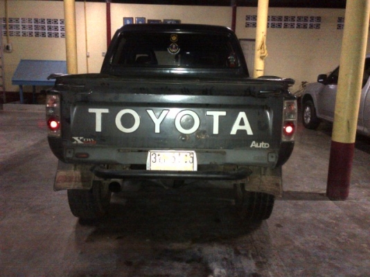 TOYOTA LN85 4 ประตู TOYOTA LN85 4 ประตู