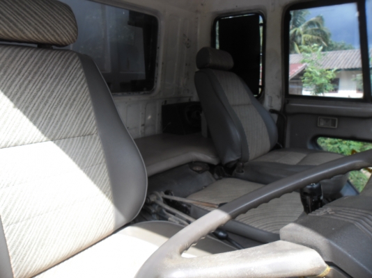 ขายรถบรรทุก 10 ลัอดั้ม MITSU FUSO TURBO TF 2XXX ก่วาสวยๆทะเบียนเต็ม