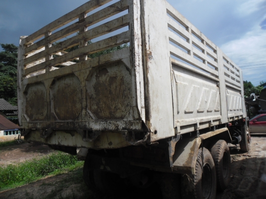 ขายรถบรรทุก 10 ลัอดั้ม MITSU FUSO TURBO TF 2XXX ก่วาสวยๆทะเบียนเต็ม