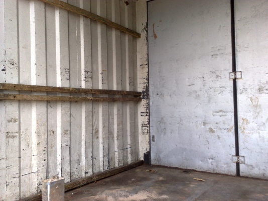 ขายตู้ 10 บานใส่หกล้อกลางครับ ขายถูกๆ 55000 ครับ