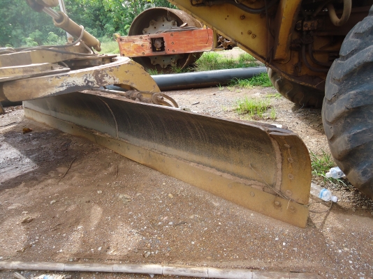 ขายด่วนรถเกรดCAT140G72V760หัวฉีดแฮมเมอร์มีเล่มทะเบียน