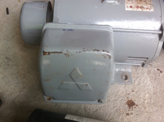 มอเตอร์ มิตซูบิชิ ไฟบ้าน 3 แรงม้า พร้อมพลูเลย์ร่องB ขนาด 5 นิ้ว 2 ร่อง (รับประกันไม่เสีย ภ่ายVDO เทสให้ก่อนส่งของ)