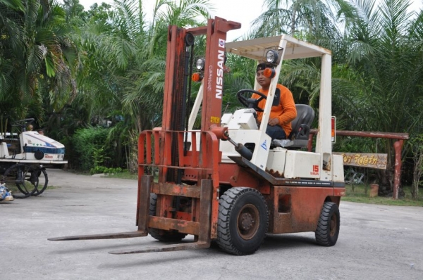 ขายFORKLIFT NISSAN1.5ตันครึ่ง สภาพสวยเดิมจากญี่ปุ่นยังไม่เคยใช้านในไทย 99,000เท่านั้น!!!