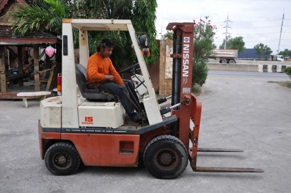 ขายFORKLIFT NISSAN1.5ตันครึ่ง สภาพสวยเดิมจากญี่ปุ่นยังไม่เคยใช้านในไทย 99,000เท่านั้น!!!