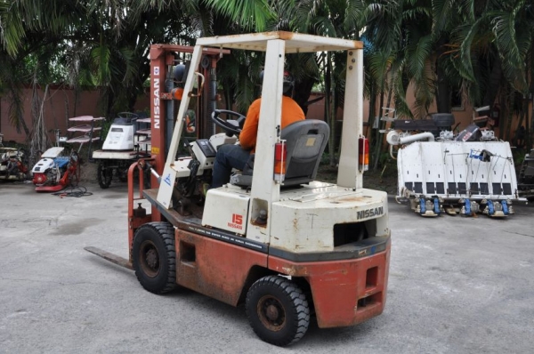 ขายFORKLIFT NISSAN1.5ตันครึ่ง สภาพสวยเดิมจากญี่ปุ่นยังไม่เคยใช้านในไทย 99,000เท่านั้น!!!