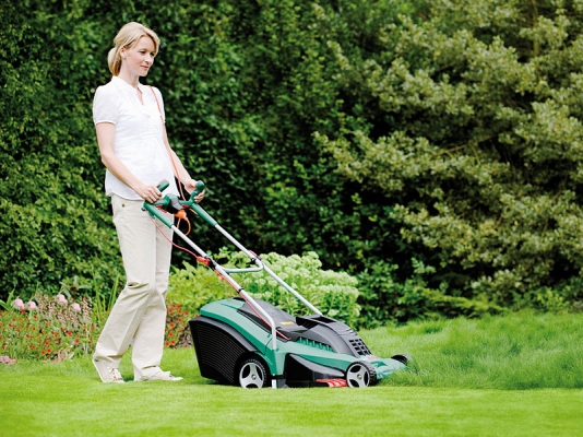 จำหน่ายเครื่องตัดหญ้าไฟฟ้า BOSCH รุ่น ROTAK 34 ราคา 5900