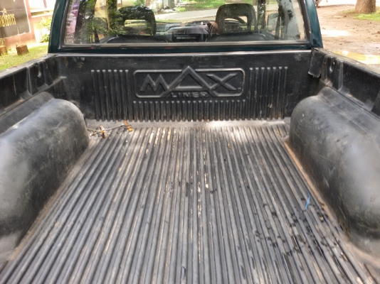 นิสสีนบิ๊กเอ็มฝาแดงแคบ ปี96 ถูกๆ 98000 นิสสีนบิ๊กเอ็มฝาแดงแคบ ปี96 ถูกๆ 98000