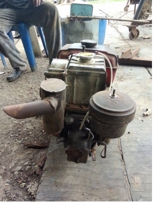 เครื่องสูบนํ้ามิตซู 7-8 แรง ใช้งานได้ดีครับ แห้งๆ แน่นๆ