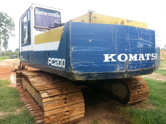 ขายแบคโค KOMATSU PC200-3 เปลี่ยนปั้มรุ่น5 เครื่องเดิม เอวแน่น โซ่เต็มสภาพพร้อมใช้งาน สนใจโทร 090-8588220คุณนะ