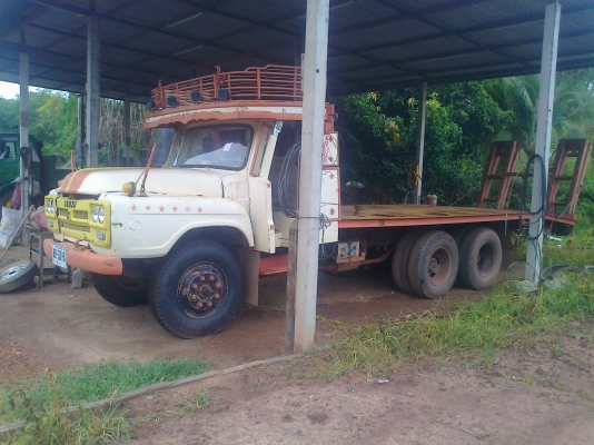 สิบล้อหน้ายาวเพลาเดียว สิบล้อหน้ายาวเพลาเดียว