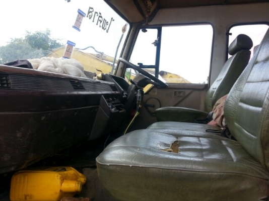 ขายMITSUBISHI FN527M-A เครื่อง 6D16 พ.เพาเวอร์ เบรกทิฟฟี่ ภายในสวย แอร์เย็น สภาพพร้อมใช้งาน เอกสารพร้อมโอน สนใจโทร 090-8588220คุณนะ