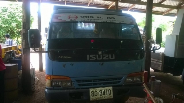 ขาย 6 ล้อดั้ม NPR 120 ห้างแท้ คัสซีสวยตลอดเส้น  เครื่อง 4HF1 120 ฝาขาว พวงมาลัยพาวเวอร์ ทะเบียนเต็มพร้อมโอน ราคาต่อรองได้ครับ