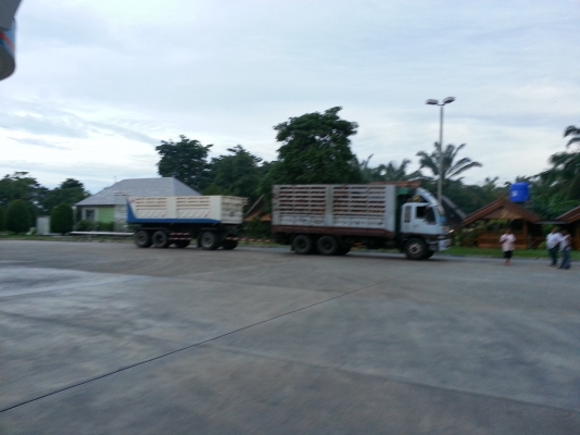 หางดั้ม SMM 3  เพลาแท้  คุณยุ่น จ.สุรินทร์  จ่ายเงินสดกลางอากาศเรียบร้อยจ๊ะ