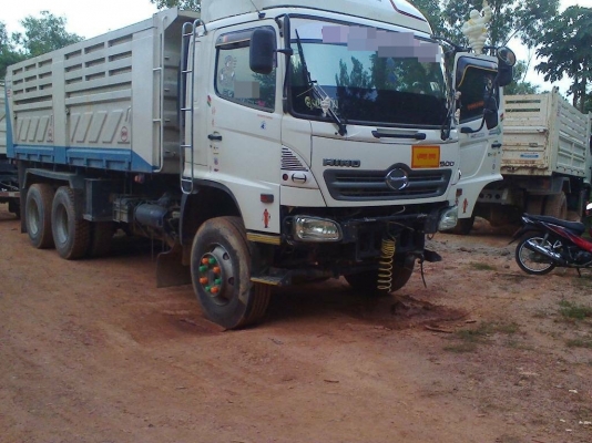 HINO FM 344  หางขายแล้วค่ะ เหลือแค่ตัวแม่  ราคา 2,300,000 บาทค่ะ