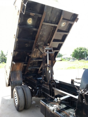 ISUZU NPR ELF ISUZU NPR ELF