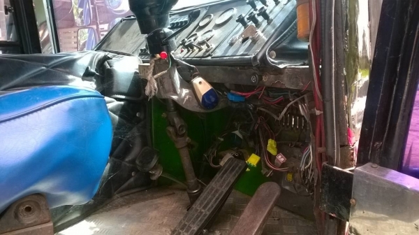 ขายรถบัส เป็นรถพัดลมยาว 12 เมตร คัสซีนิสสัน เครื่องนิสสัน PE6 260 แรงม้า ช่วงล่างนิสสัน เบรคทิฟฟี่ ทะเบียนพร้อมโอนครับ ขายรถบัส เป็นรถพัดลมยาว 12 เมตร คัสซีนิสสัน เครื่องนิสสัน PE6 260 แรงม้า ช่วงล่างนิสสัน เบรคทิฟฟี่ ทะเบียนพร้อมโอนครับ